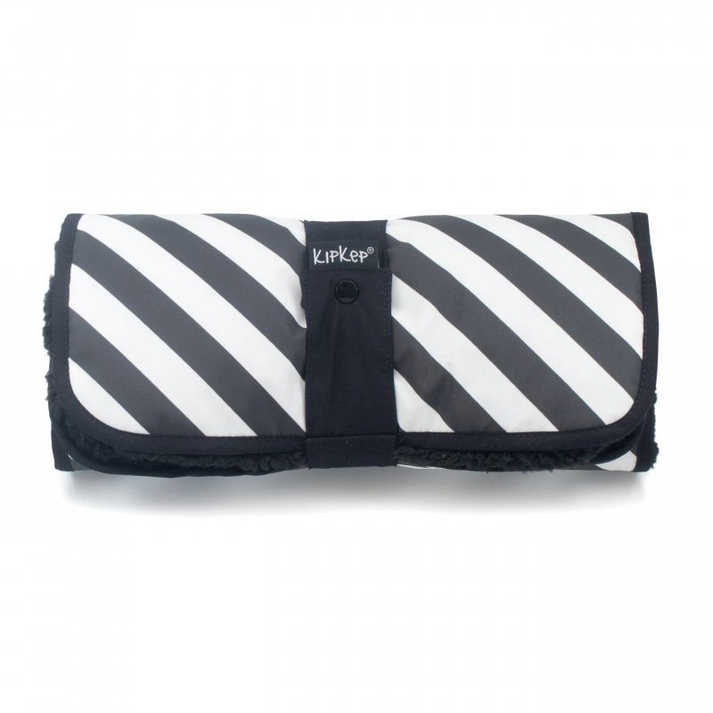Produkt - Přebalovací podložka NAPPER Black Stripes (kožíšek)
